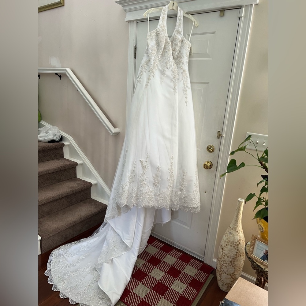 Brand New wedding gown Ashley Jordan size 18 regular White/Silver embroidered